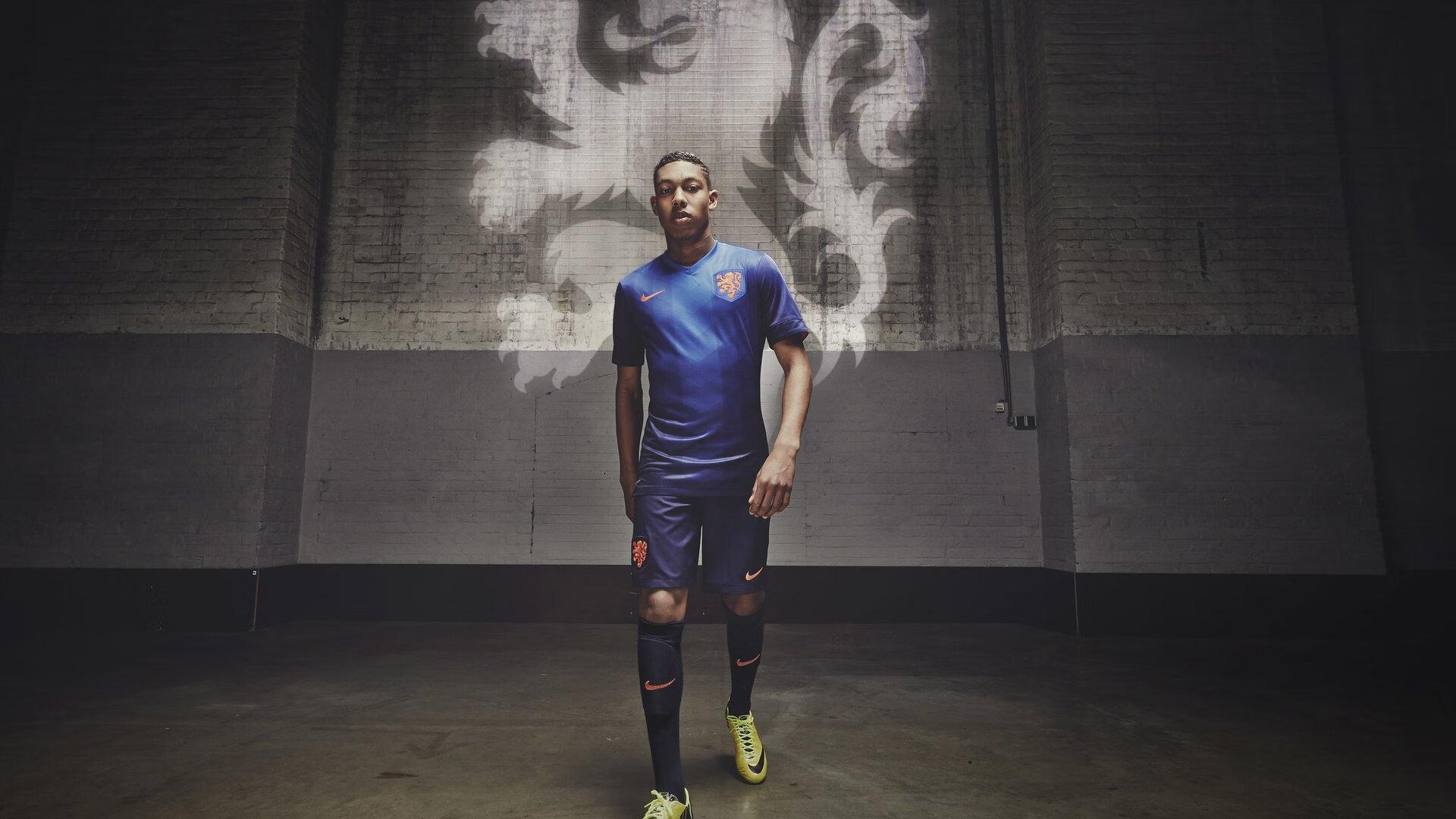 官方确认孙高城登陆西班牙 加盟加泰二级联赛国际巴塞罗那